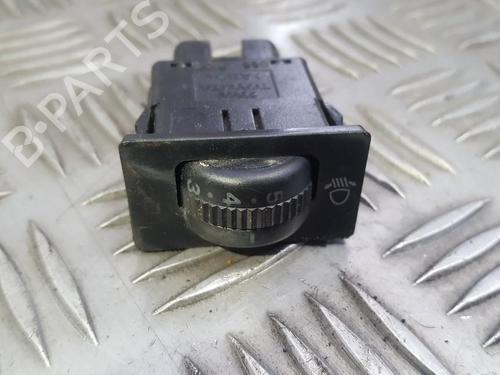 Used Switch Switch TOYOTA COROLLA Saloon (_E12_) 1.6 VVT-i (ZZE121_, ZZE121R) (110 hp) 35683152 35683152