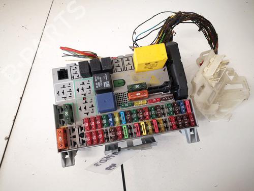 Used Fuse box Fuse box OPEL ASTRA G Hatchback (T98) 1.6 (F08, F48) (75 hp) 32888878 32888878