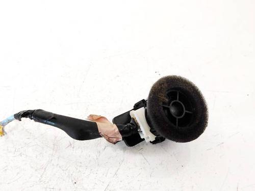 Used Speaker Speaker TOYOTA YARIS (_P9_) 1.4 D-4D (NLP90_, NLP90R) (90 hp) 32948839 32948839