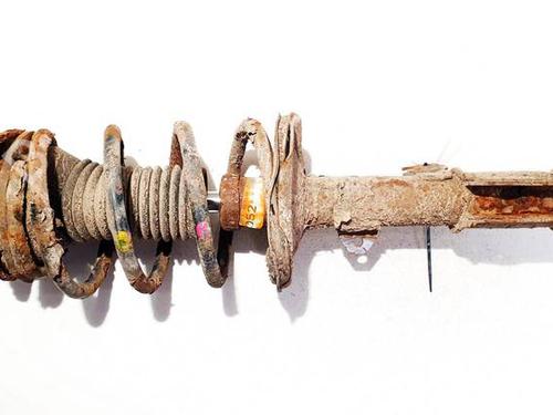 Used Right front shock absorber Right front shock absorber 37708354 37708354