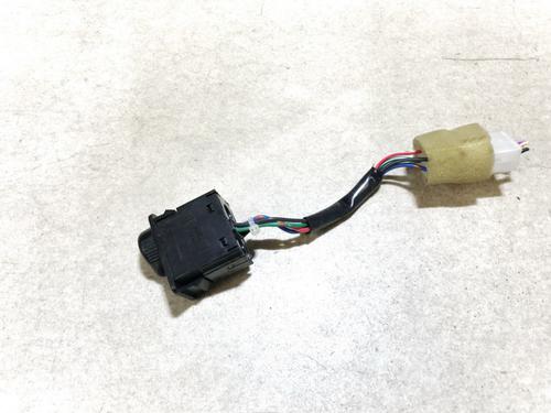 Switch SUBARU FORESTER (SF_) 2.0 AWD (SF5) | BP35616608I30 - Image 3