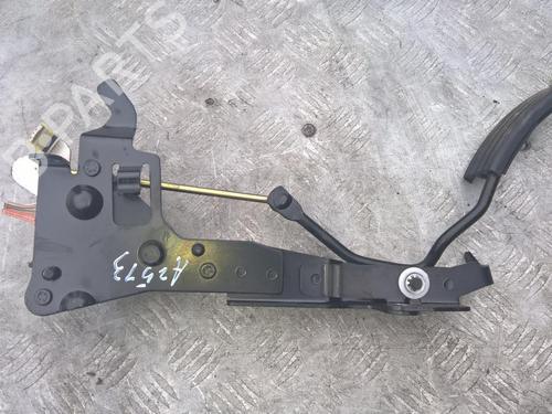 Used Pedal Pedal RENAULT SCÉNIC II (JM0/1_) 1.6 (JM0C, JM0J, JM1B) (113 hp) 35879844 35879844
