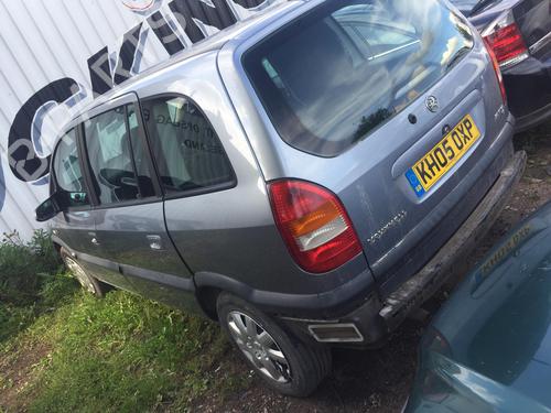 Electronic module OPEL ZAFIRA A MPV (T98) 1.8 16V (F75) | BP35698013M83  - Image 8