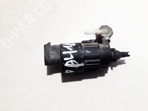 Used Washer pump Washer pump RENAULT LAGUNA I (B56_, 556_) 2.0 (114 hp) 35856925 35856925