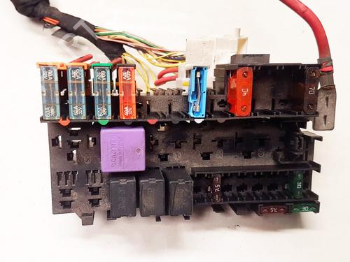 Used Fuse box Fuse box RENAULT SCÉNIC I MPV (JA0/1_, FA0_) 1.9 D (JA0J, FA0J) (64 hp) 33105635 33105635