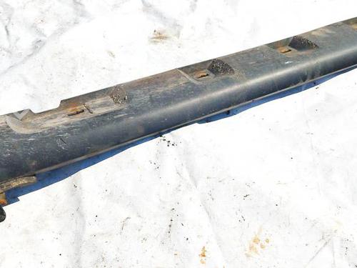Used Right sideskirt Right sideskirt 38715774 38715774