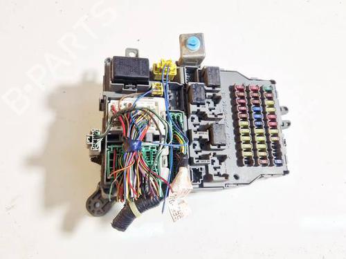 Used Fuse box Fuse box HONDA ACCORD VII (CL, CN) 2.2 i-CTDi (CN1) (140 hp) 32571657 32571657