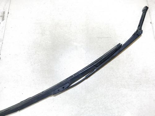 front-windshield-wiper-arm-audi-a6-c5-4b2-4b4-1997-1998-1999-2000-2001-2002-2003-2004-2005-33069153 main image