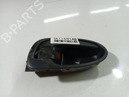 Used Rear right interior door handle Rear right interior door handle 38322998 38322998