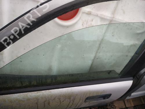 front-left-door-window-rover-200-ii-hatchback-rf-1995-1996-1997-1998-1999-2000-35529825 main image