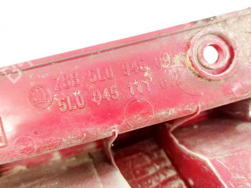 Left taillight SKODA YETI (5L) 1.4 TSI | BP35220147C34 - Image 3