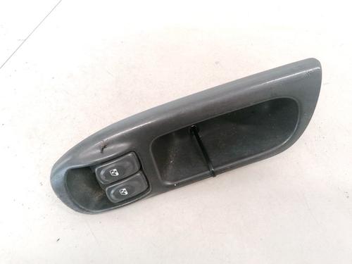 Used Switch Switch RENAULT SCÉNIC I MPV (JA0/1_, FA0_) 2.0 16V (JA1B, JA1D, JA0C) (139 hp) 32884155 32884155