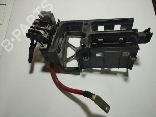 Fuse box OPEL ASTRA H (A04) 1.9 CDTI (L48) | BP32571993E1