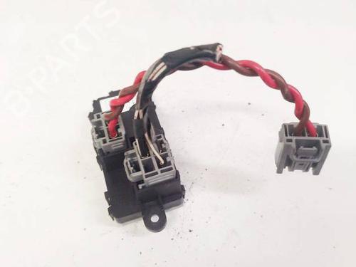 Used Heater resistor Heater resistor FORD FOCUS III 1.6 TDCi (115 hp) 35072412 35072412