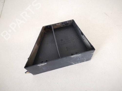 Used Support Support VW PASSAT B5 Variant (3B5) 1.9 TDI (110 hp) 32944461 32944461