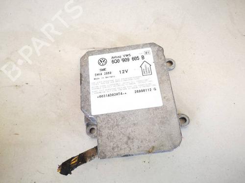 ecu-airbags-vw-passat-b5-variant-3b5-1997-1998-1999-2000-2001-32951788 main image