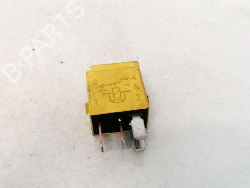 Used Electronic sensor Electronic sensor OPEL ZAFIRA A MPV (T98) 2.0 DTI 16V (F75) (101 hp) 33068056 33068056
