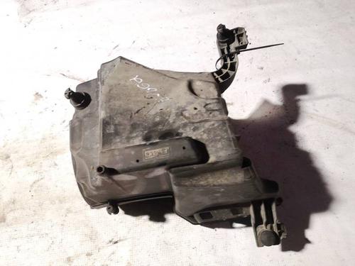 Used Air filter box Air filter box VOLVO V50 (545) 2.0 D (136 hp) 35229799 35229799