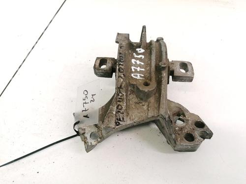 Used Engine mount Engine mount PEUGEOT 407 (6D_) 2.0 HDi 135 (6DRHRH, 6DRHRE, 6DRHRG, 6DRHRJ) (136 hp) 32900217 32900217