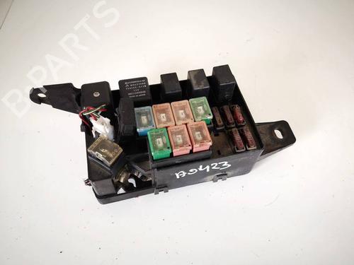 Used Fuse box Fuse box 32955234 32955234