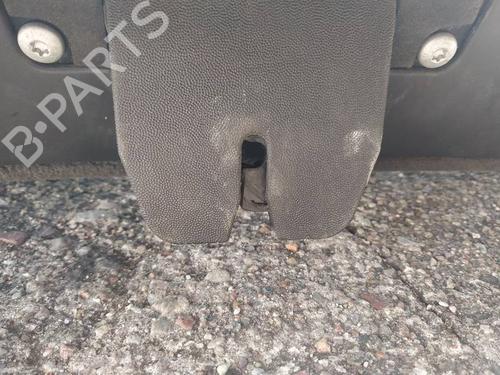 Fechadura da mala Fechadura da mala SAAB 9-3 (YS3F, E79, D79, D75) 1.9 TiD (150 hp) 35384076 35384076