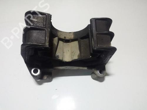 Used Engine mount Engine mount OPEL VECTRA B (J96) 2.0 DI 16V (F19) (82 hp) 33502015 33502015