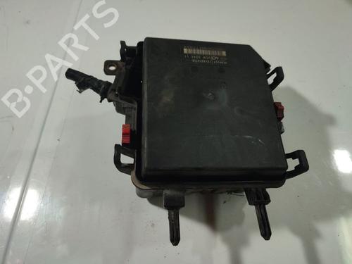 Used Fuse box Fuse box RENAULT MEGANE III Hatchback (BZ0/1_, B3_) 1.6 16V (BZ1B, BZ1H) (110 hp) 32536492 32536492