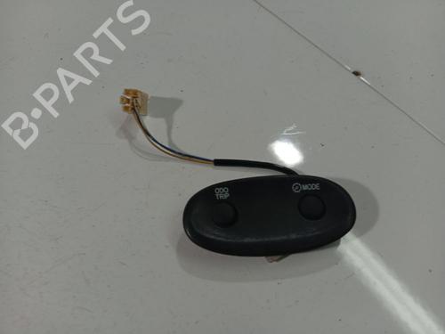 Used Switch Switch TOYOTA YARIS (_P1_) 1.4 D-4D (NLP10_, NLP10R) (75 hp) 39544248 39544248