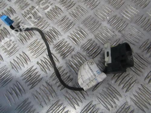 Used Switch Switch MERCEDES-BENZ C-CLASS T-Model (S203) C 240 (203.261) (170 hp) 33490497 33490497