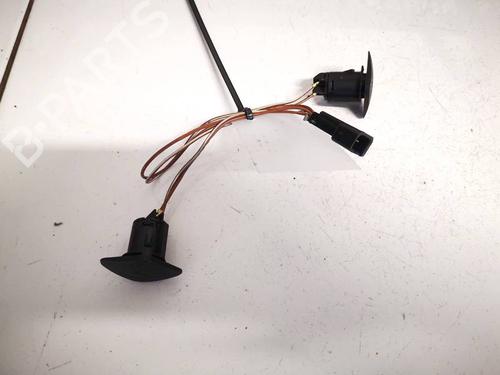 Used Steering wheel controls Steering wheel controls 35165937 35165937