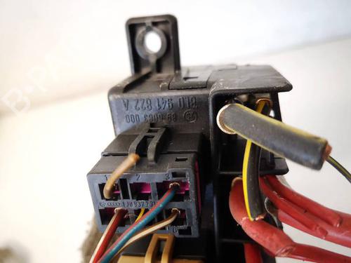 Fuse box VW PASSAT B5 Variant (3B5) 1.9 TDI | BP32945361E1 - Image 3