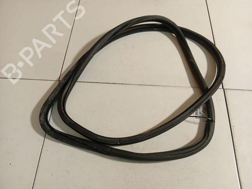 Used Rubber door seal Rubber door seal VW GOLF VI (5K1) 1.4 TSI (160 hp) 40052119 40052119