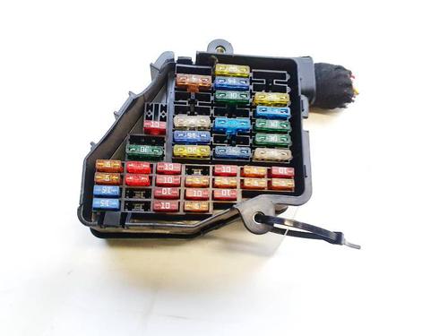 Used Fuse box Fuse box AUDI A6 C5 (4B2, 4B4) 2.5 TDI quattro (150 hp) 32928285 32928285