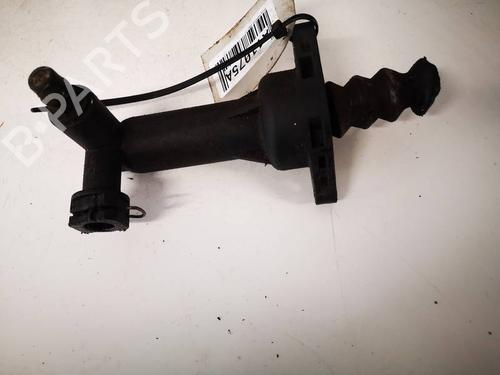 Used Clutch slave cylinder Clutch slave cylinder 34748177 34748177