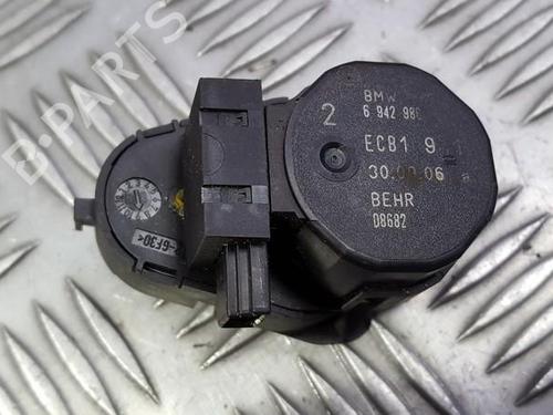 Used Electronic module Electronic module BMW 5 (E60) 520 d (163 hp) 33493932 33493932