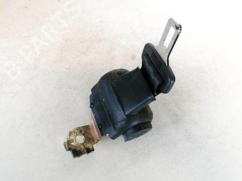 Used Rear center seatbelt Rear center seatbelt 35515115 35515115