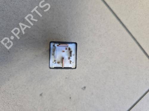 Electronic sensor VW PASSAT B6 (3C2) 1.9 TDI | BP32578677M84 - Image 2