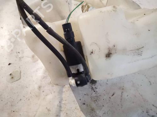 washer-pump-renault-laguna-iii-bt01-2007-2008-2009-2010-2011-2012-2013-2014-2015-35286075 main image