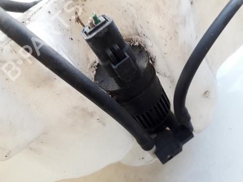 Used Washer pump Washer pump RENAULT CLIO I Hatchback Van (S57_) 1.1 (46 hp) 35848723 35848723