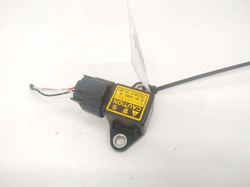 electronic-module-toyota-rav-4-ii-_a2_-2000-2001-2002-2003-2004-2005-32900843 main image