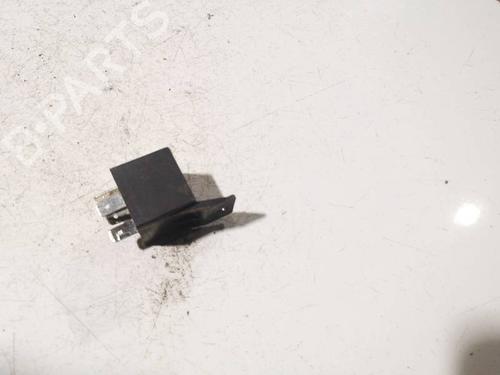 Electronic sensor AUDI 80 B4 Saloon (8C2) 2.0 E | BP39968927M84 - Image 2