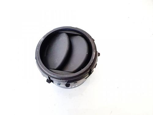 Used Air vent Air vent TOYOTA YARIS (_P9_) 1.4 D-4D (NLP90_, NLP90R) (90 hp) 32908311 32908311