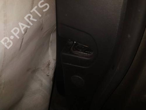Used Front right lock Front right lock CITROËN C5 III (RD_) 1.8 16V (RD6FXC) (125 hp) 35337642 35337642