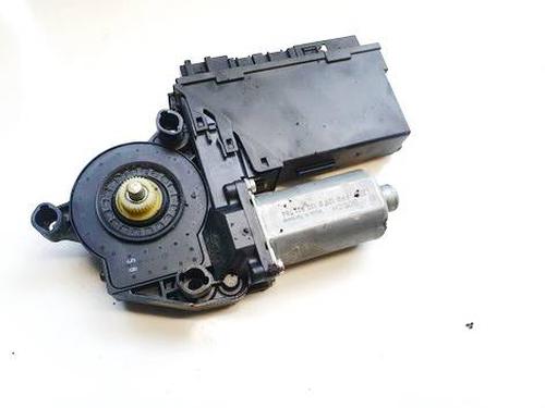 Right front window motor AUDI A4 B7 (8EC) 1.9 TDI | BP38739841E20 - Image 3