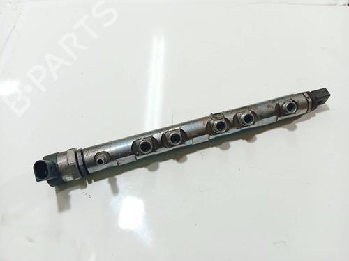 Used Injection rail Injection rail BMW 3 (E90) 318 i (143 hp) 34851430 34851430