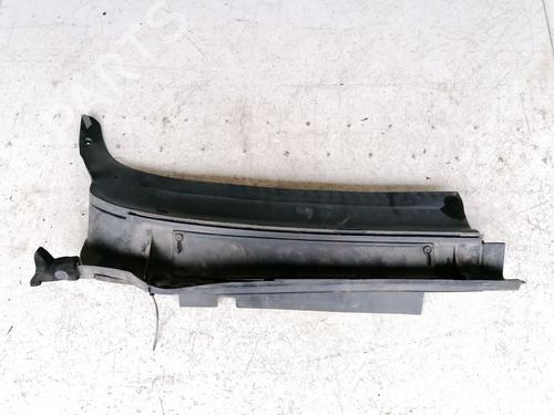 Griglia sotto parabrezza Griglia sotto parabrezza FIAT BRAVA (182_) 1.9 TD 75 S (182.BF) (75 hp) 35568841 35568841