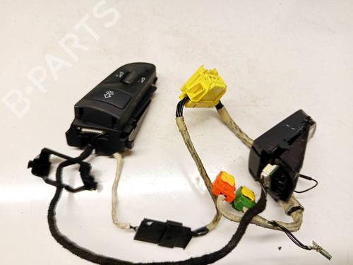 Used Steering wheel controls Steering wheel controls 34836421 34836421