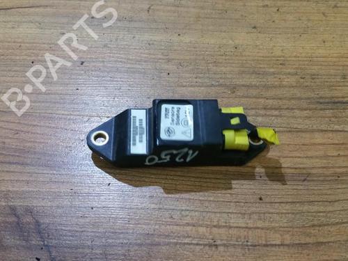 Used Electronic module Electronic module FIAT PUNTO (188_) 1.2 60 (188.030, .050, .130, .150, .230, .250) (60 hp) 33479767 33479767