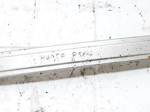 Used Front bumper reinforcement Front bumper reinforcement HONDA CIVIC VII Hatchback (EU, EP, EV) 1.4 iS (EP1, EU5, EU7) (90 hp) 35642252 35642252