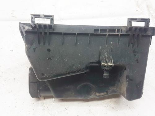 Used Air filter box Air filter box 35873587 35873587
